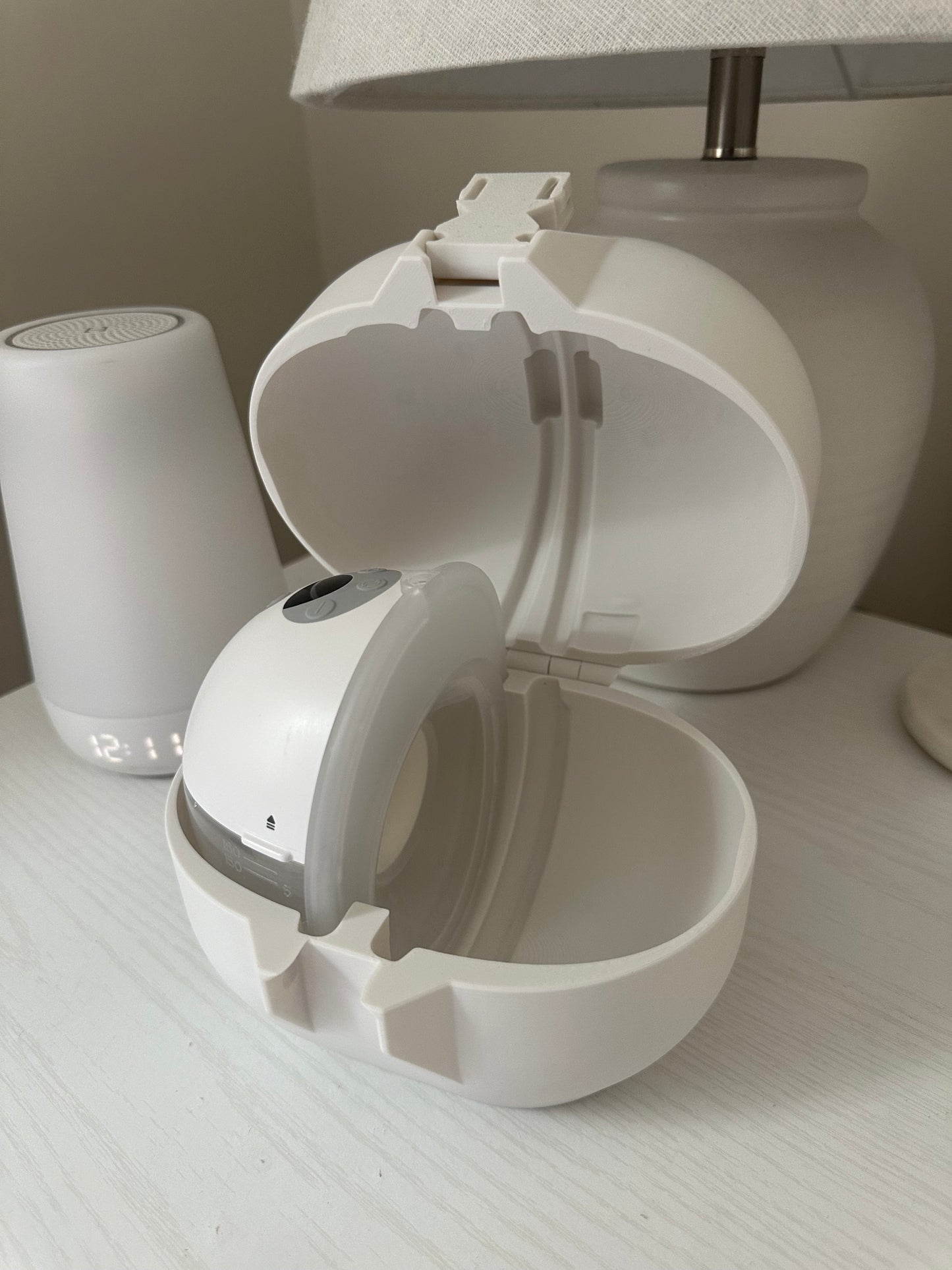 3D Printed Breast Pump Case: MOMCOZY M5, M5 Lite - Hands Free Pump Carrying Case