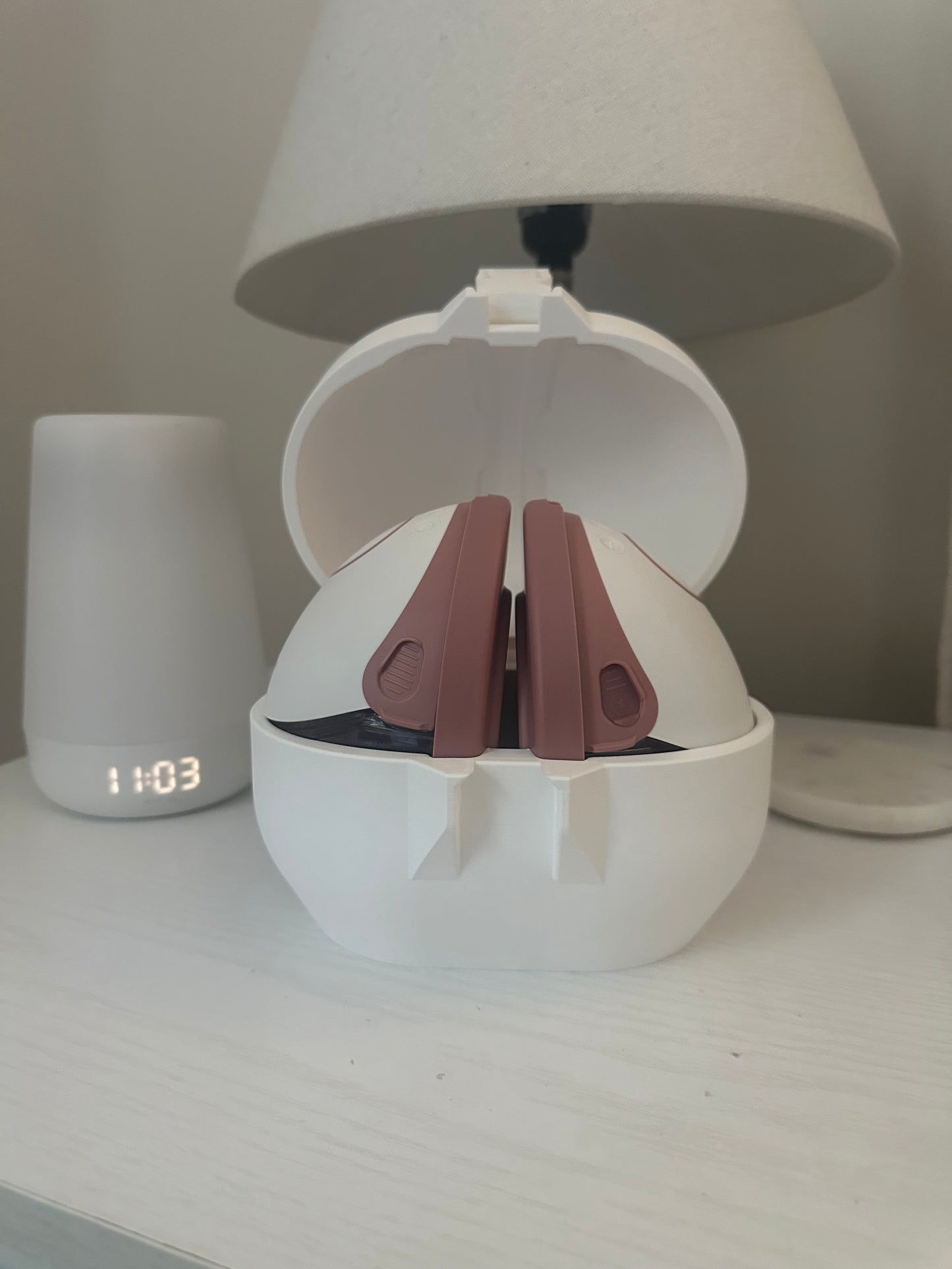 3D Printed Breast Pump Case: MOMCOZY M6 - Hands Free Pump Carrying Case