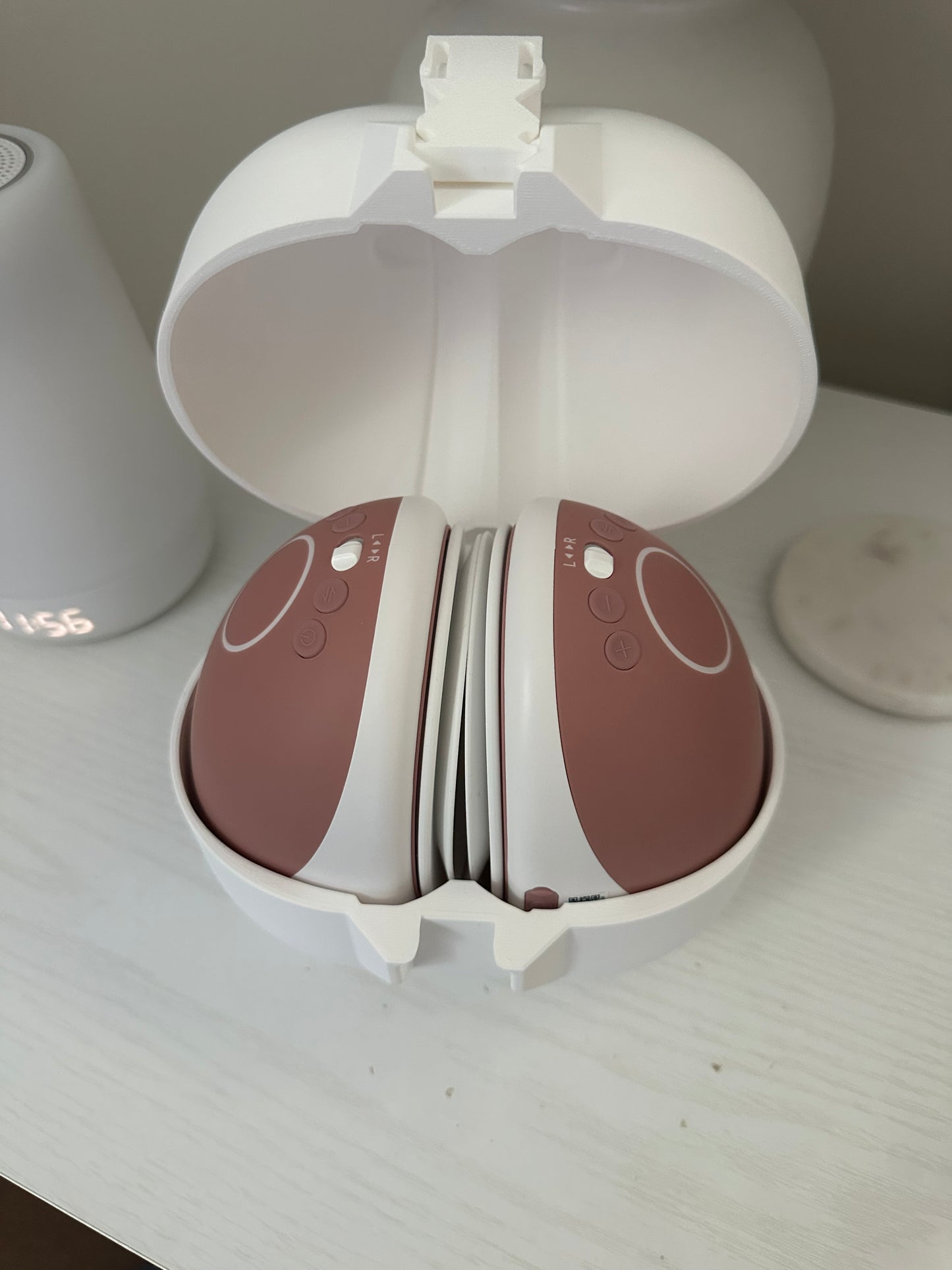 3D Printed Breast Pump Case: MOMCOZY M9 - Hands Free Pump Carrying Case